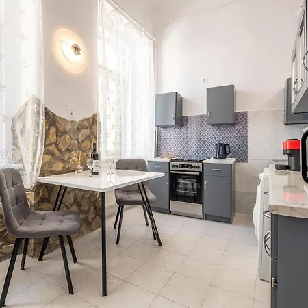 Apartamento Above The Theater *
